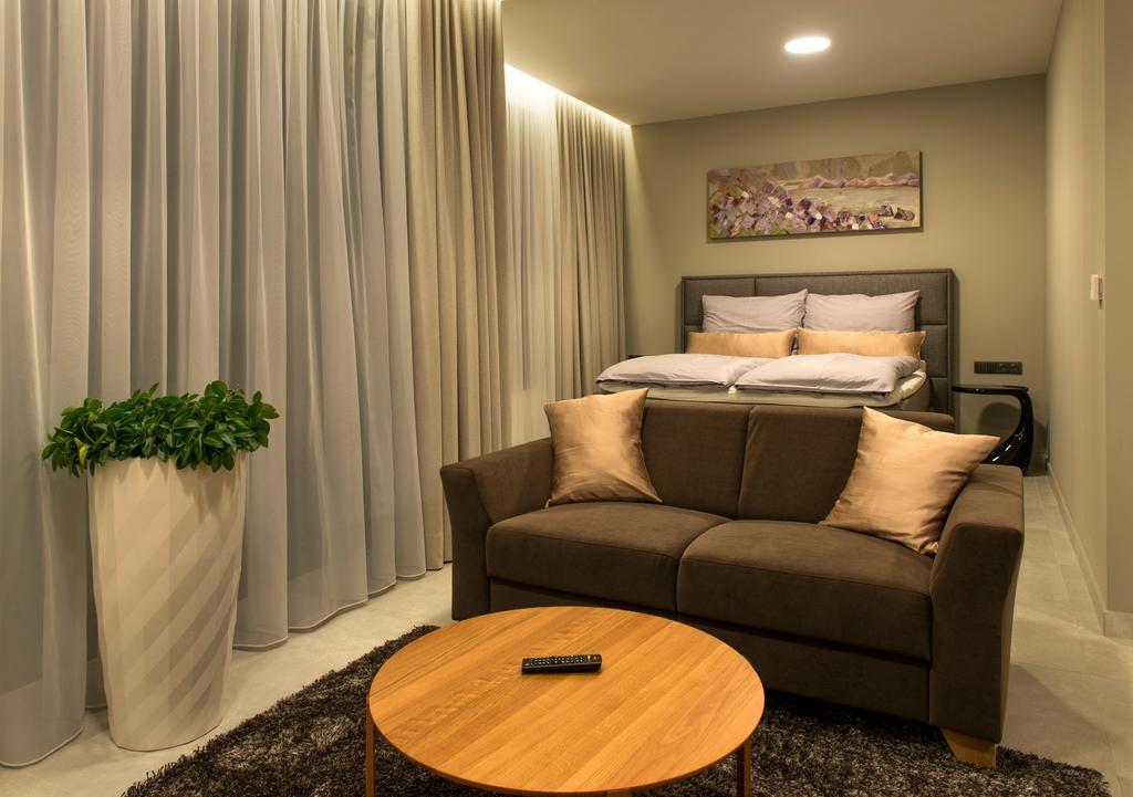 Mg Restaurace/Luxury Apartments Млада-Болеслав Экстерьер фото