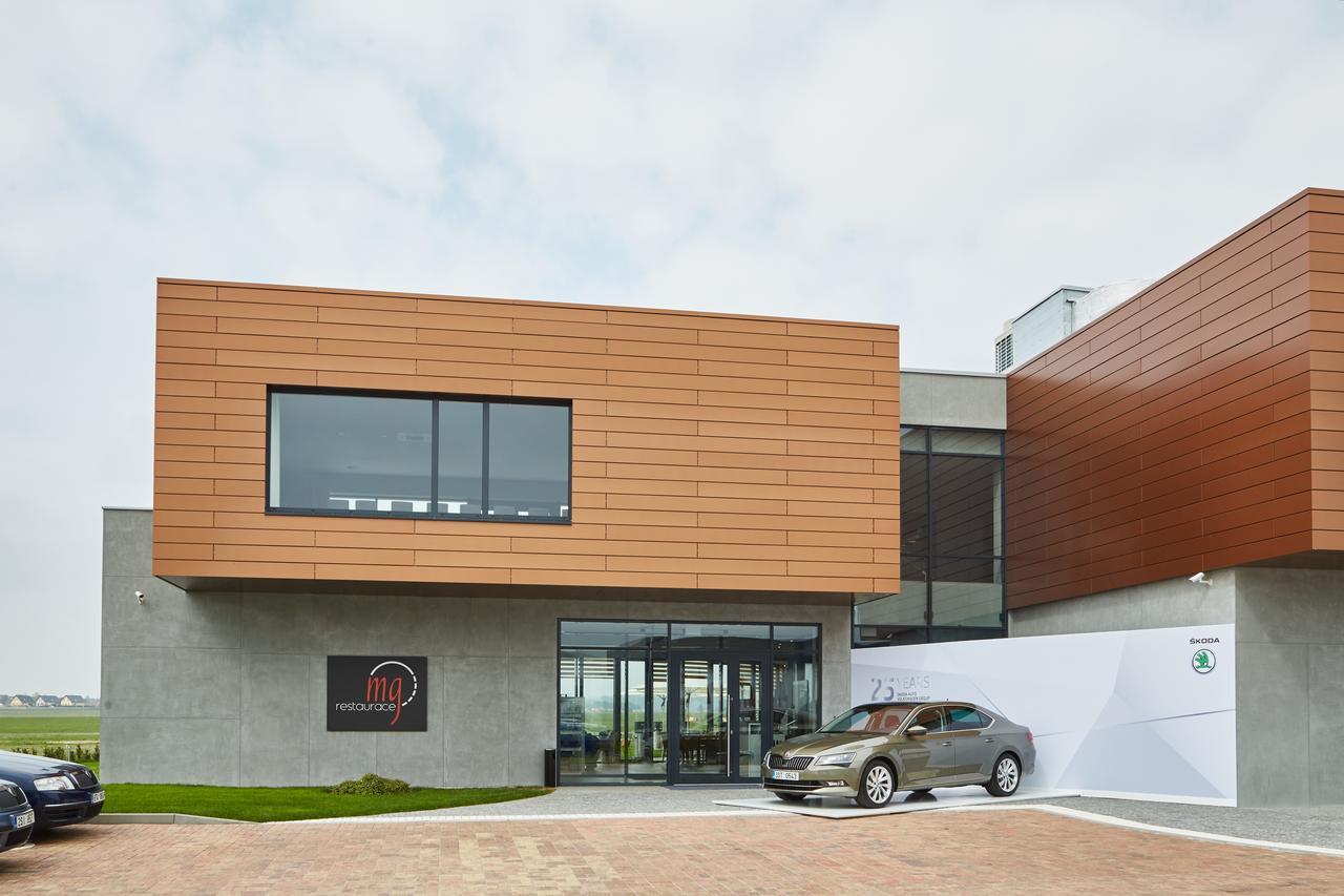 Mg Restaurace/Luxury Apartments Млада-Болеслав Экстерьер фото